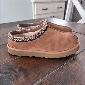 UGG Tasman Chestnut Slip-Ons